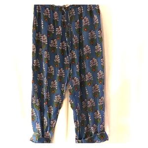 Drawstring paisley jogger capris Anthropologie